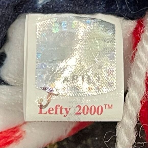 Lefty 2000  - Picture 2 of 2